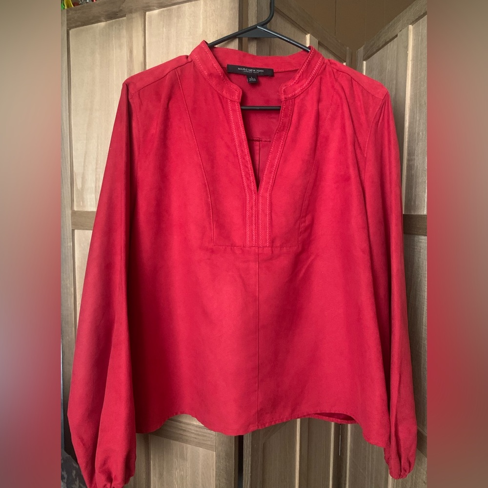 Marc New York Andrew Marc Red Suede
Balloon Sleeve Top Women's 
Size:  LARGE